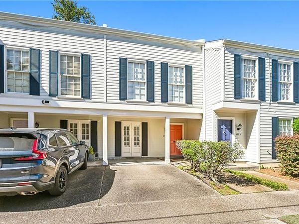 2727 CONSTANCE Street, Unit D, New Orleans, LA 70130