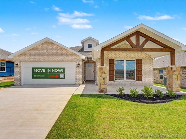 2052 E 130th Lane S, Jenks, OK 74037