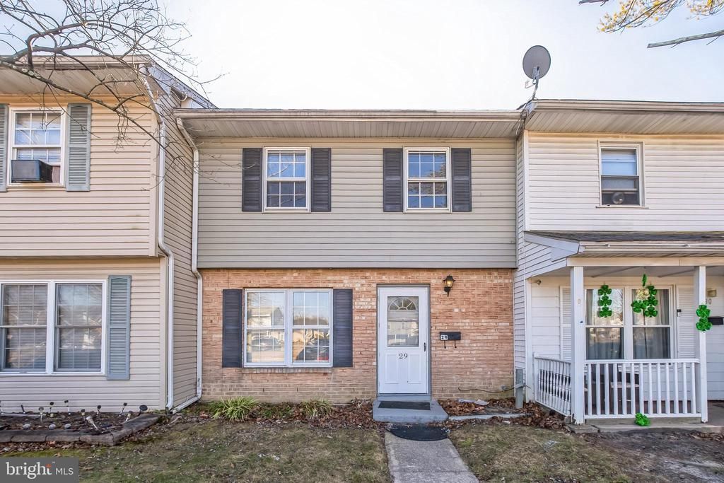 29 Maureen Court, Sicklerville, NJ 08081 Main Photo