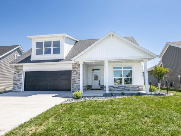 662 Rania Way W, West Fargo, ND 58078