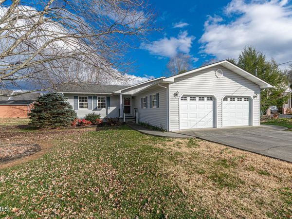 414 Caleb Avenue, Elizabethton, TN 37643