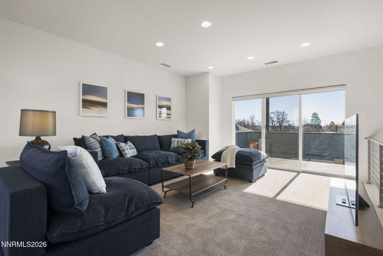 210 Stewart Street, Reno, NV 89501 Photo