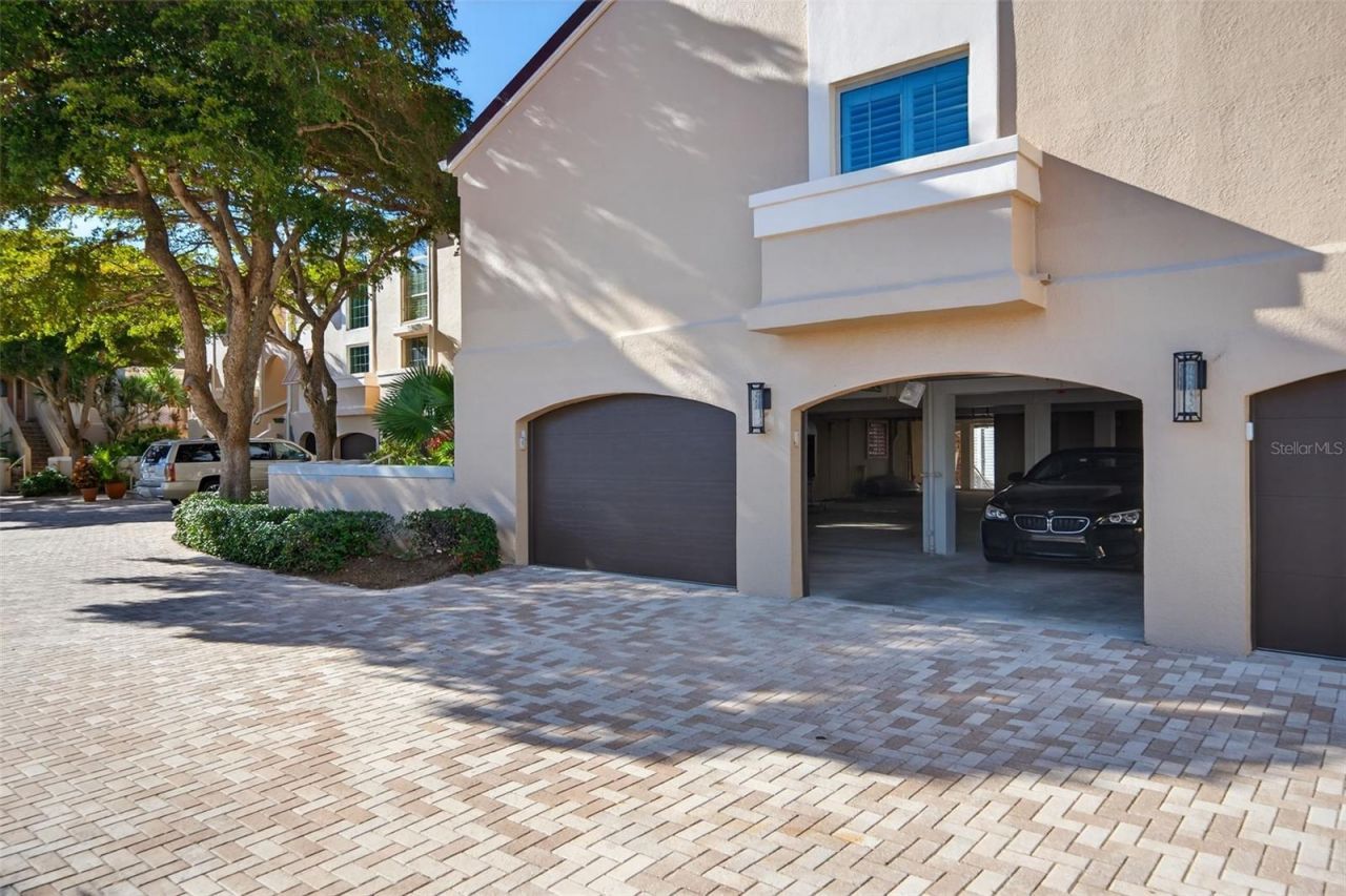 1163 Coquille Street, Unit 207, Sarasota, FL 34242 Photo