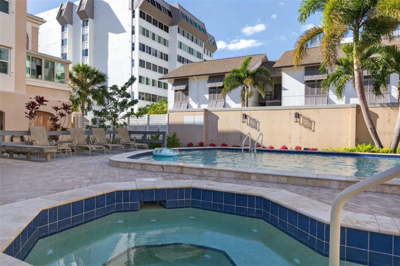 1163 Coquille Street, Unit 207, Sarasota, FL 34242 Photo