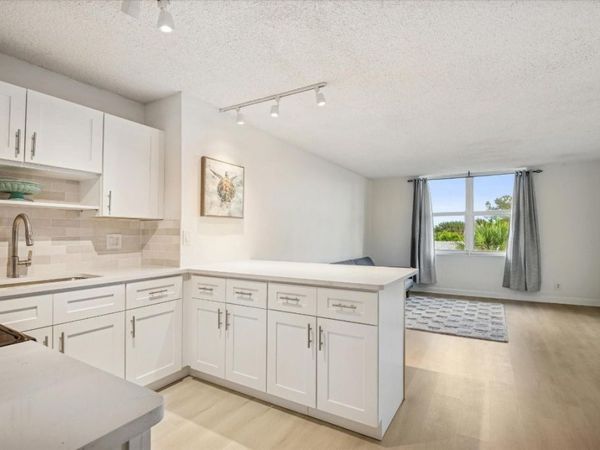 3000 N Ocean Boulevard, Unit 405, Fort Lauderdale, FL 33308