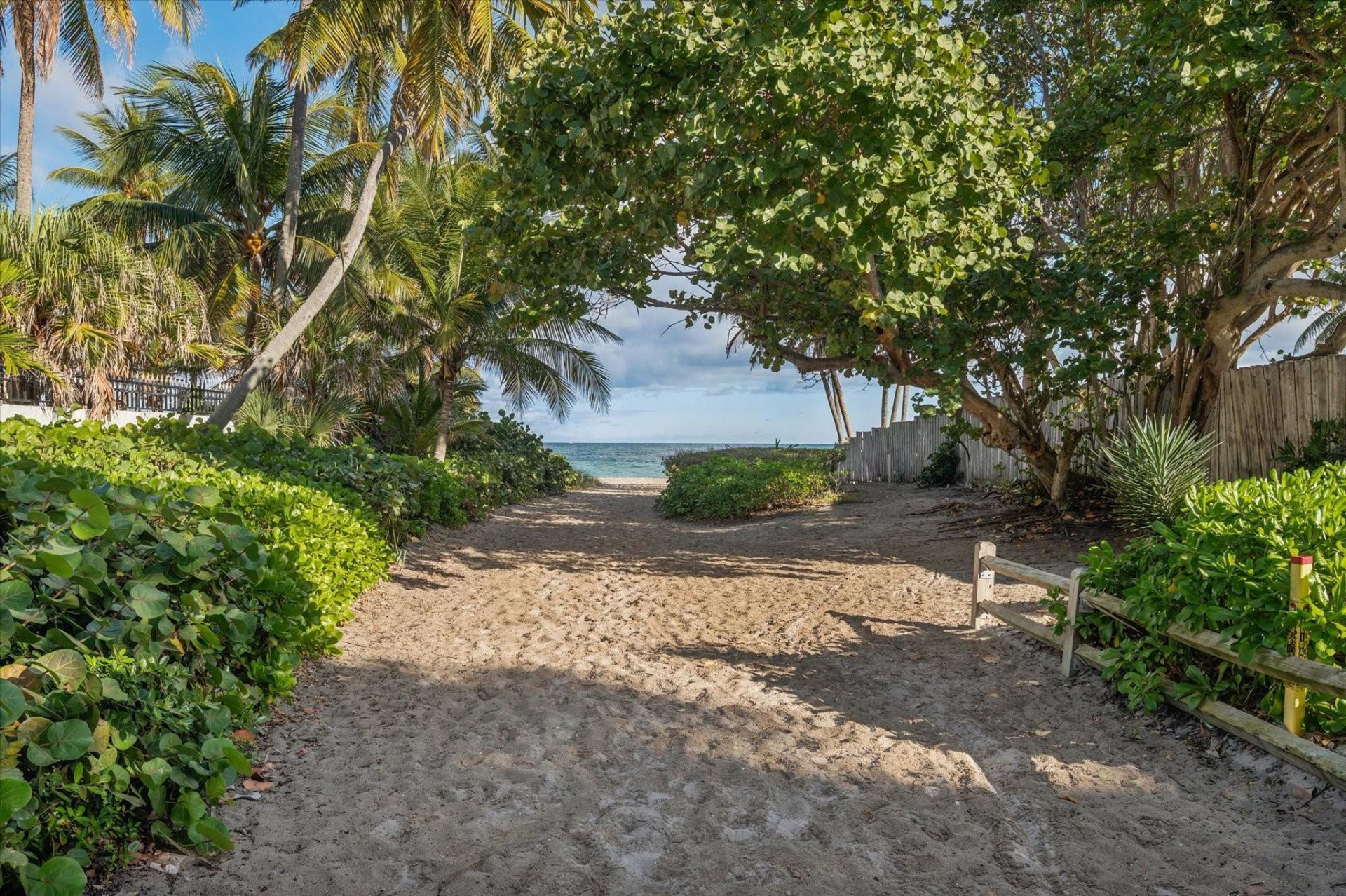 3000 N Ocean Boulevard, Unit 405, Fort Lauderdale, FL 33308 Photo