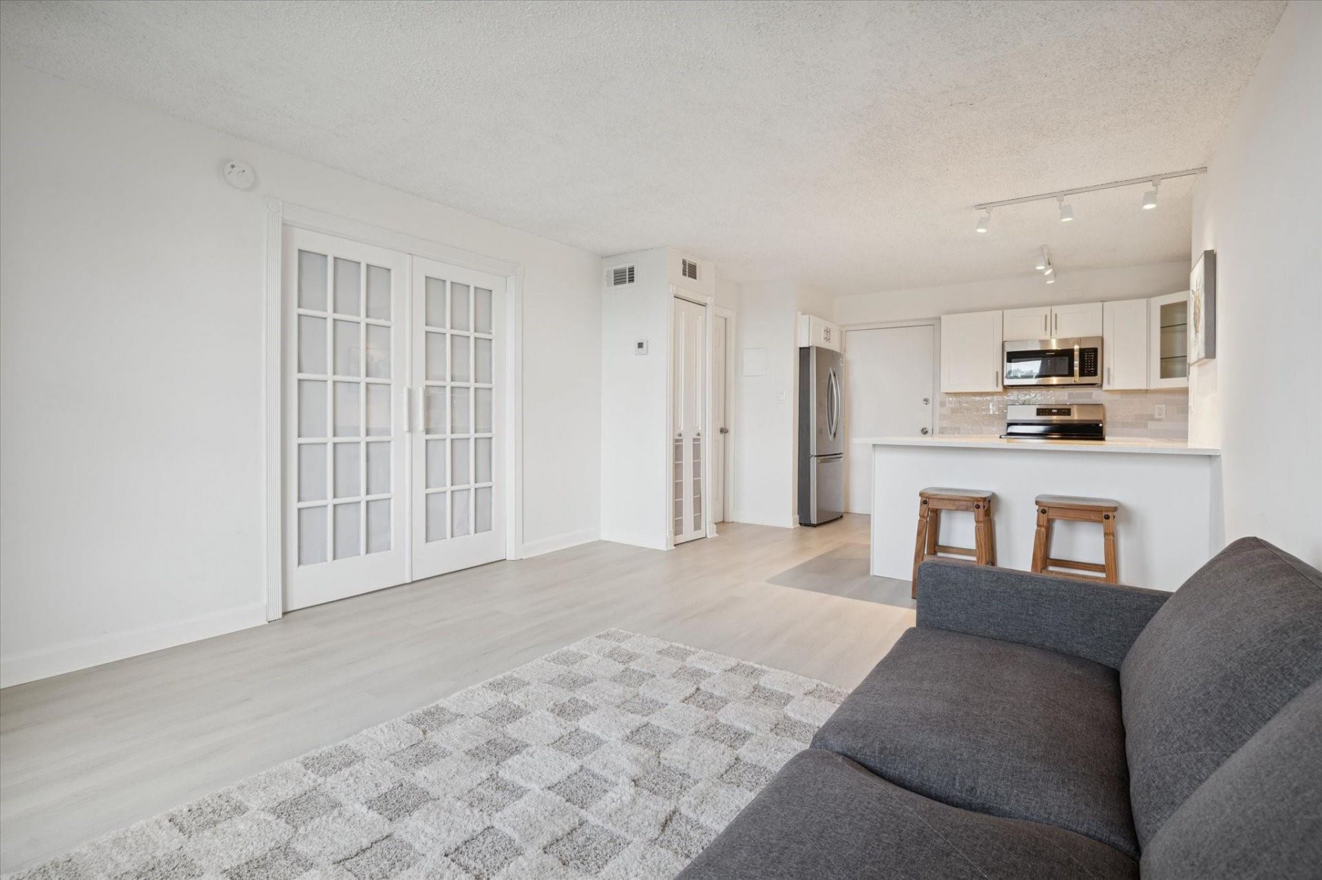 3000 N Ocean Boulevard, Unit 405, Fort Lauderdale, FL 33308 Photo