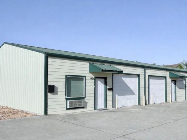 815 Saint Peter ST, Gonzales, TX 78629