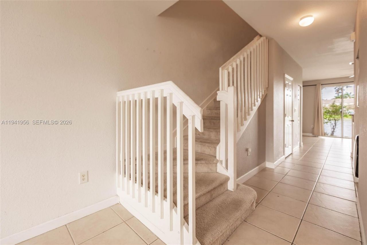 9333 SW 227th St, Unit 6-6, Cutler Bay, FL 33190 Photo