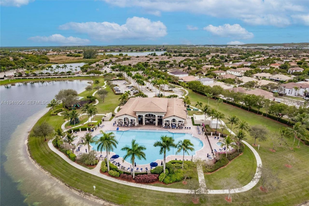 9333 SW 227th St, Unit 6-6, Cutler Bay, FL 33190 Photo