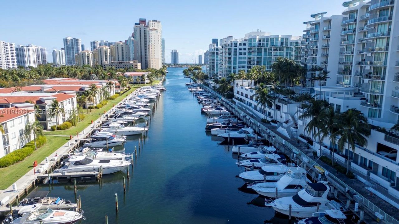 3029 NE 188 St, Unit 711, Aventura, FL 33180 Photo