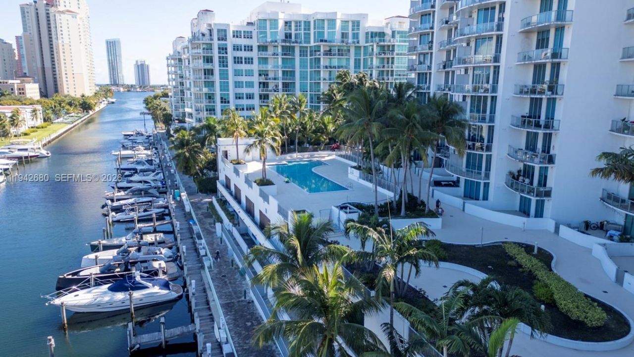 3029 NE 188 St, Unit 711, Aventura, FL 33180 Photo