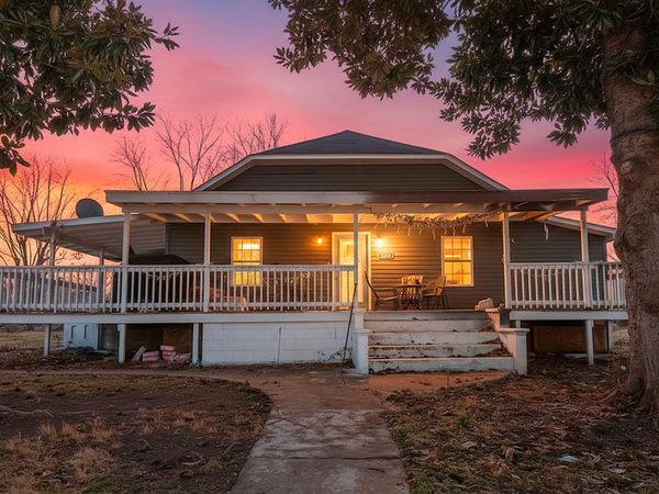 720 Archer Avenue, Mammoth Spring, AR 72554