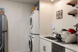 1501 Ben Sawyer Boulevard photo 4