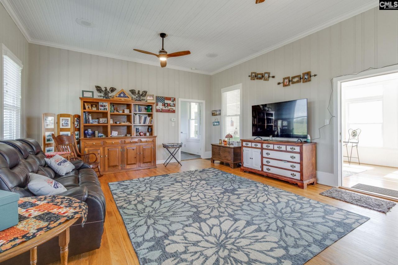 2530 St. Charles Road  Photo 17