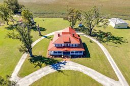 2530 St. Charles Road  photo 4