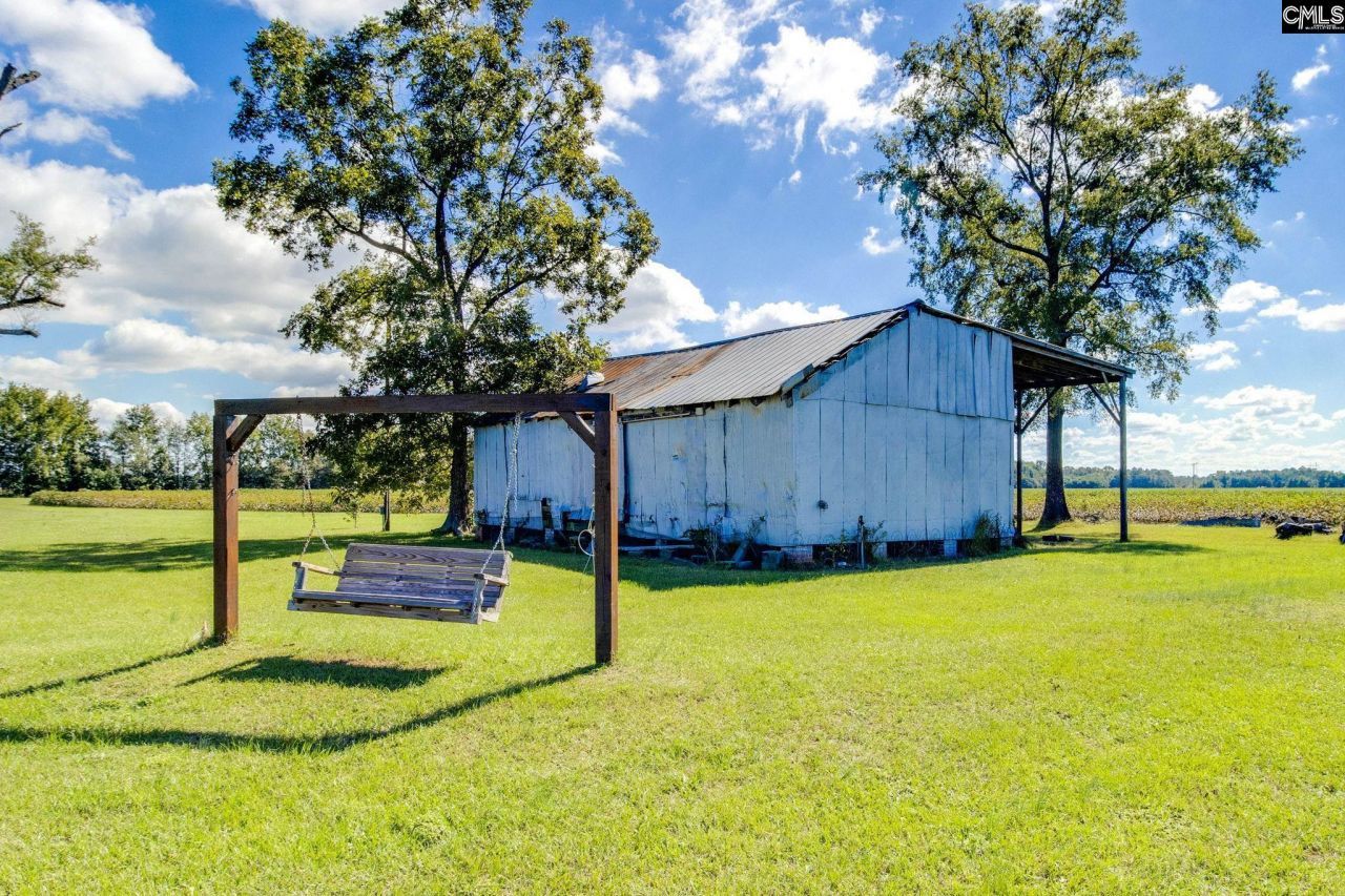 2530 St. Charles Road  Photo 6