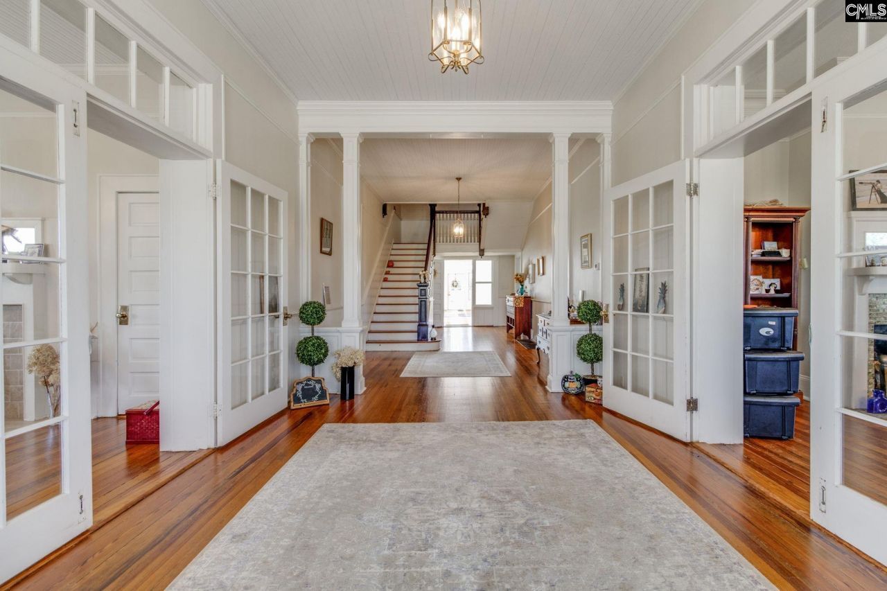 2530 St. Charles Road  Photo 7