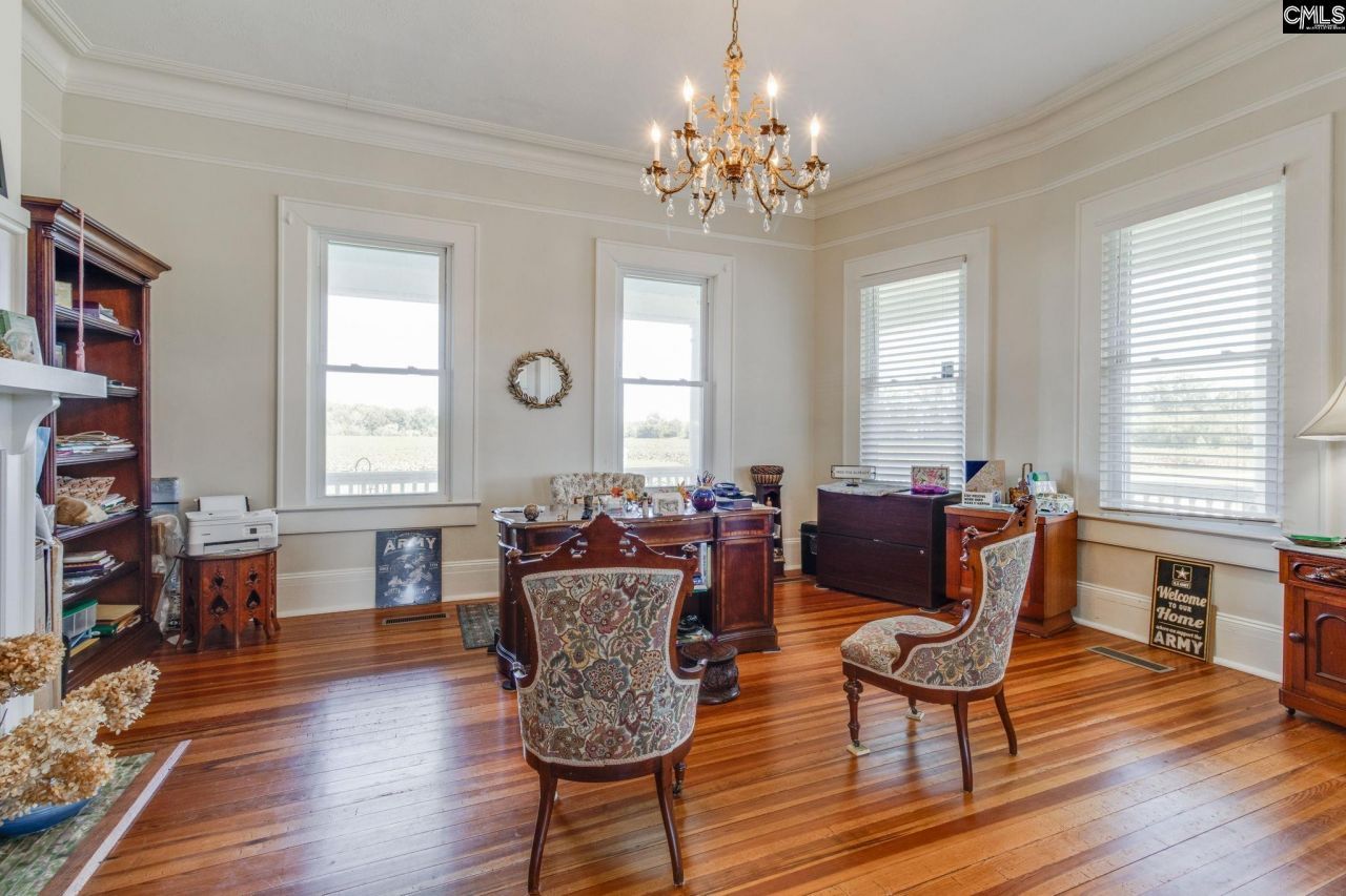 2530 St. Charles Road  Photo 9