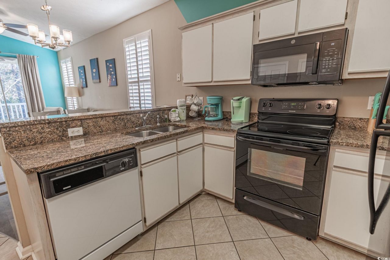 492 River Oaks Dr. Photo 6