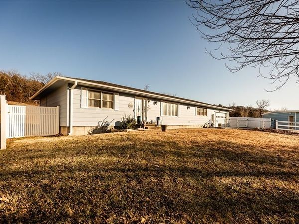 12344 Kennel Drive, Junction City, KS 66441