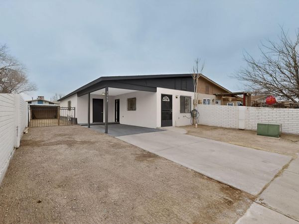 1153 Maple Street, Bernalillo, NM 87004