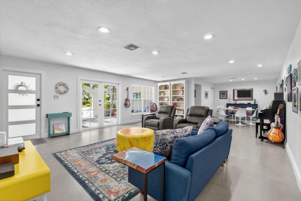 3957 NW 7th Court, Delray Beach, FL 33445 Photo