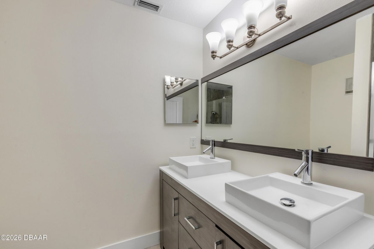 4752 S Atlantic Avenue, Unit 1, Ponce Inlet, FL 32127 Photo