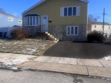 2827 GALLOWAY AVENUE, ABINGTON, PA 19001