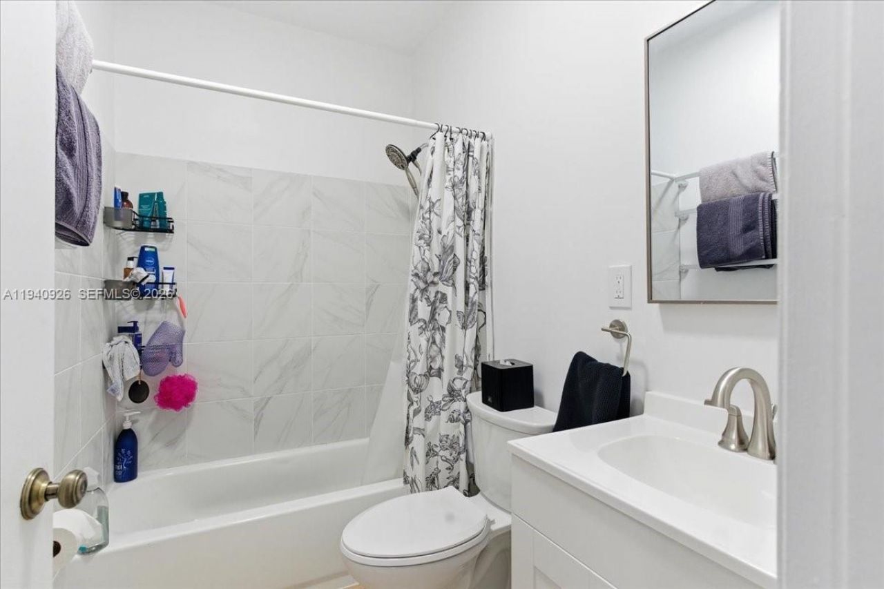 632 15th St, Miami Beach, FL 33139 Photo