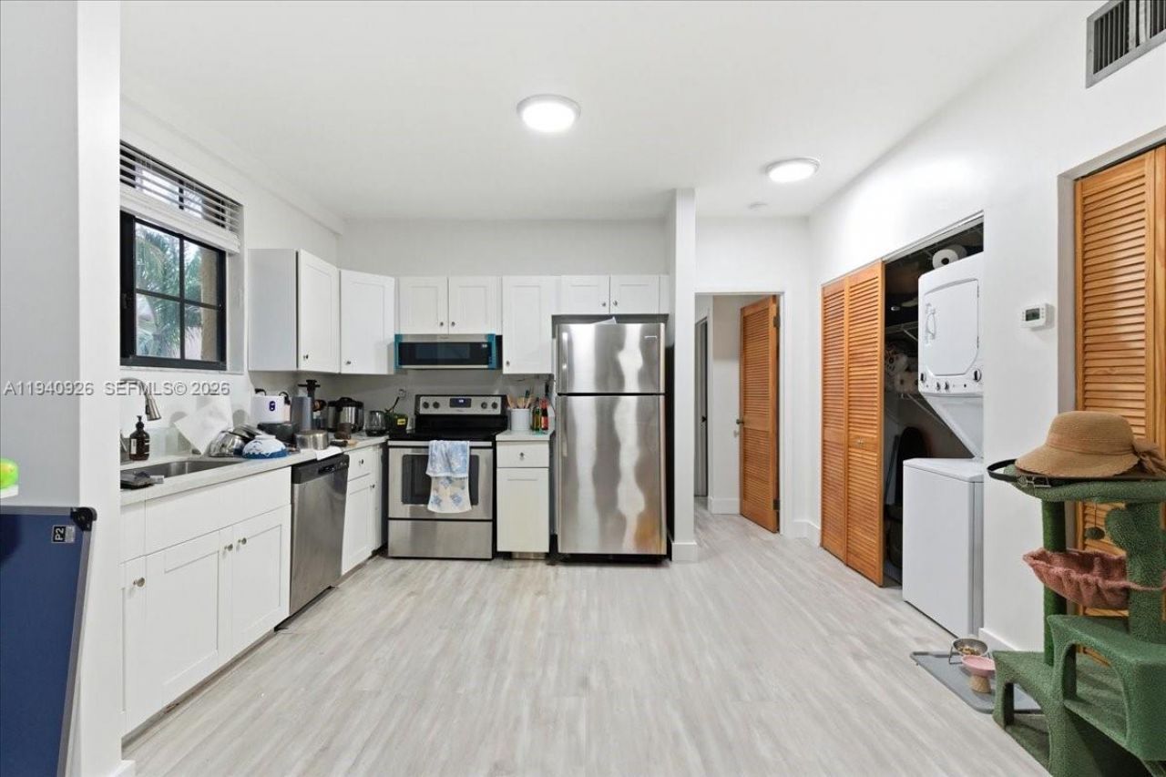 632 15th St, Miami Beach, FL 33139 Photo