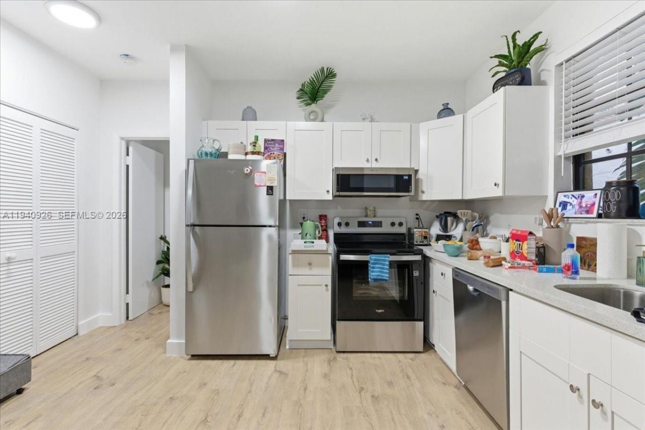 632 15th St , Miami Beach, FL 33139 Photo