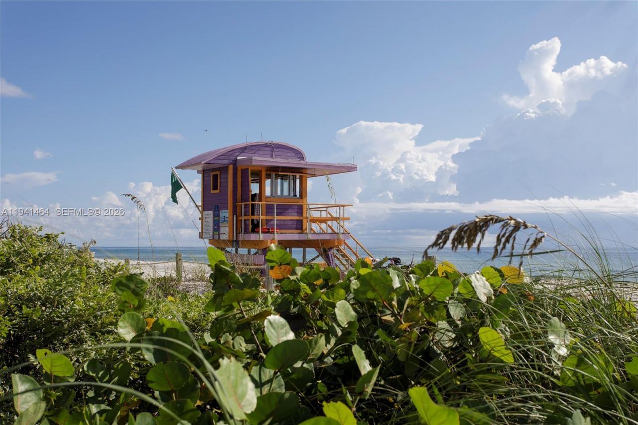 5001 Collins Ave, Unit 14C, Miami Beach, FL 33140 Photo