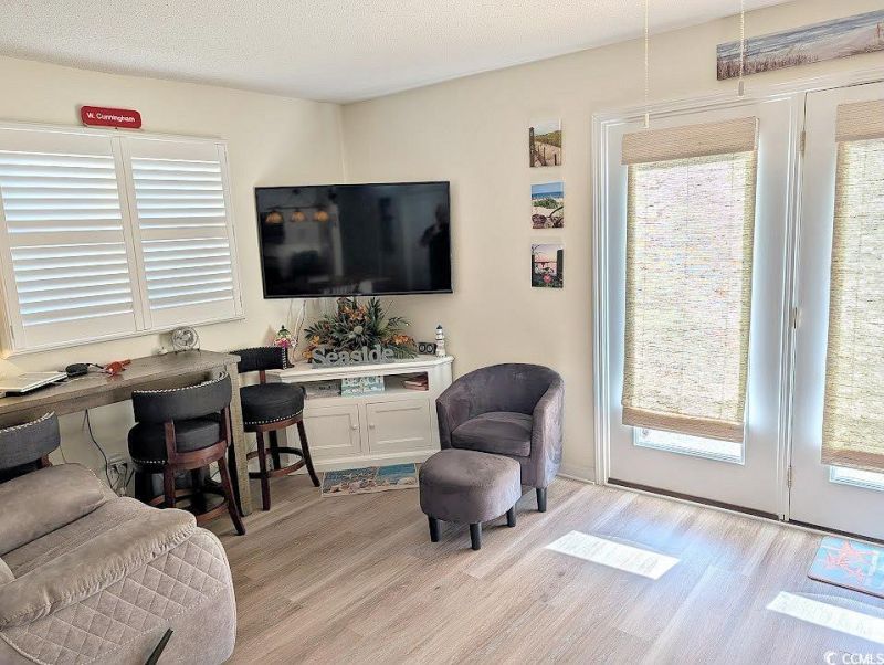 207 Double Eagle Dr. Photo 24