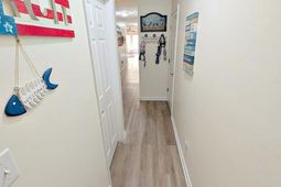 207 Double Eagle Dr. photo 4