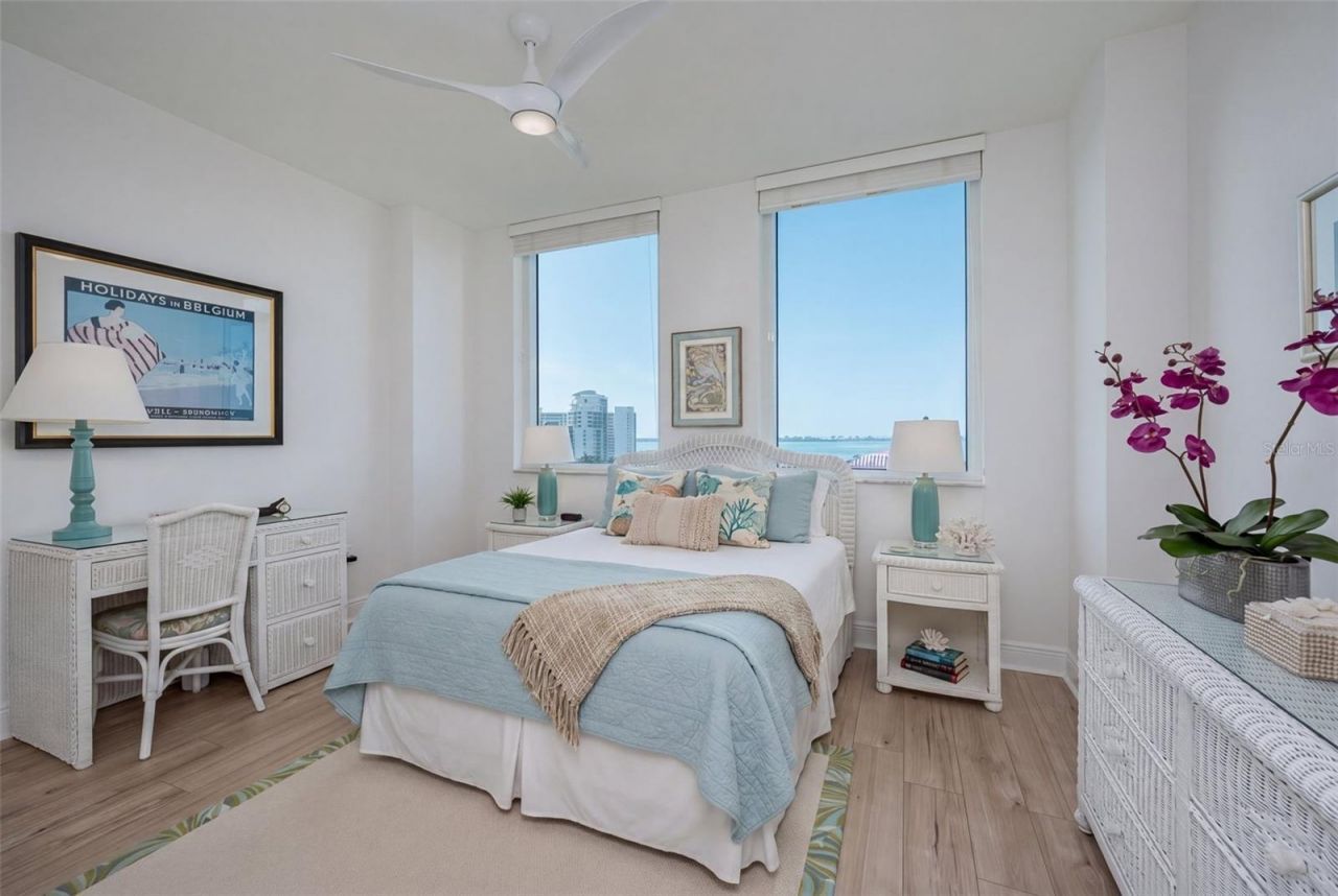 800 N Tamiami Trail, Unit 815, Sarasota, FL 34236 Photo