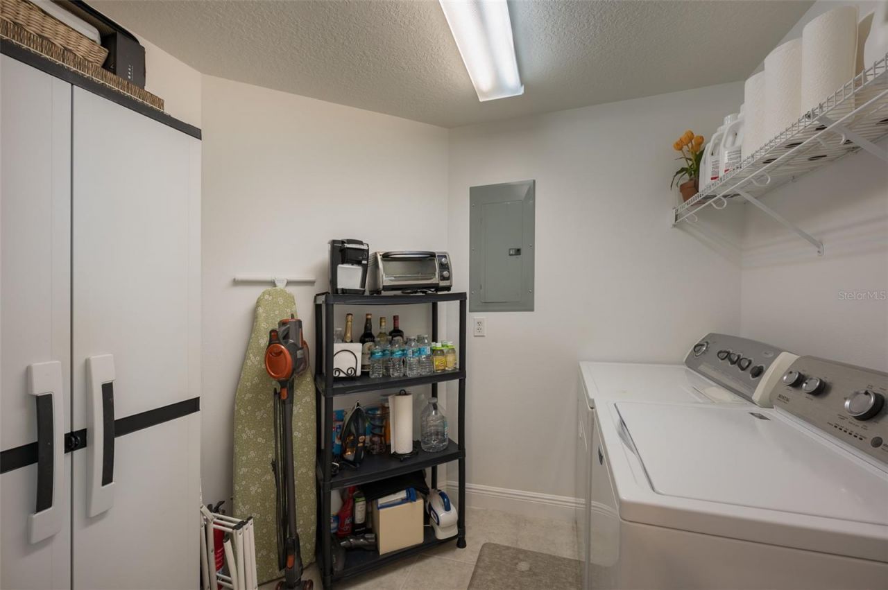 800 N Tamiami Trail, Unit 815, Sarasota, FL 34236 Photo