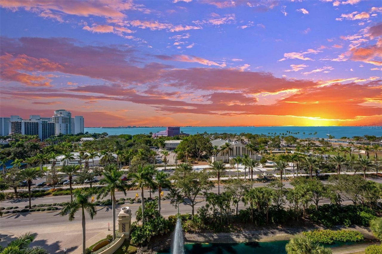 800 N Tamiami Trail, Unit 815, Sarasota, FL 34236 Photo