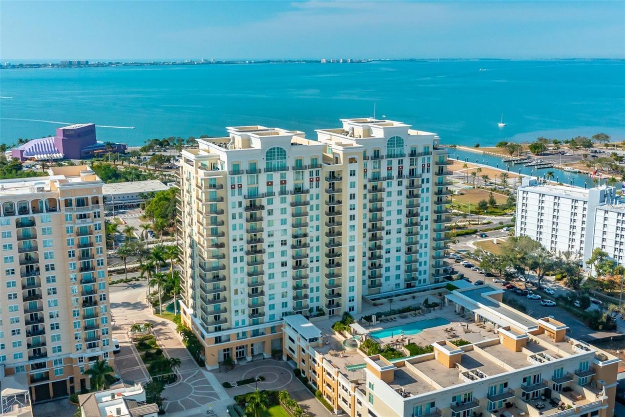 800 N Tamiami Trail, Unit 815, Sarasota, FL 34236 Photo