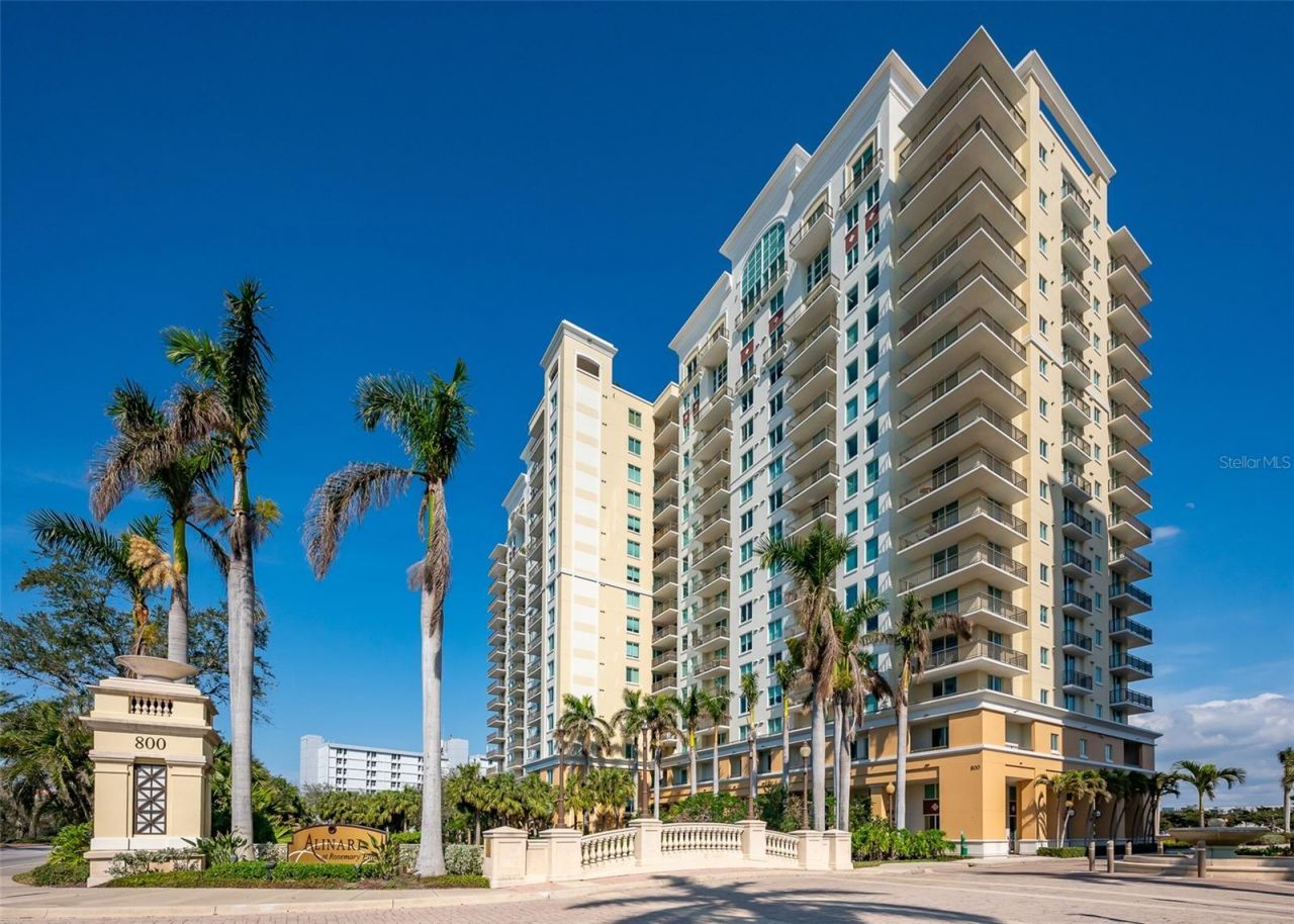 800 N Tamiami Trail, Unit 815, Sarasota, FL 34236 Photo