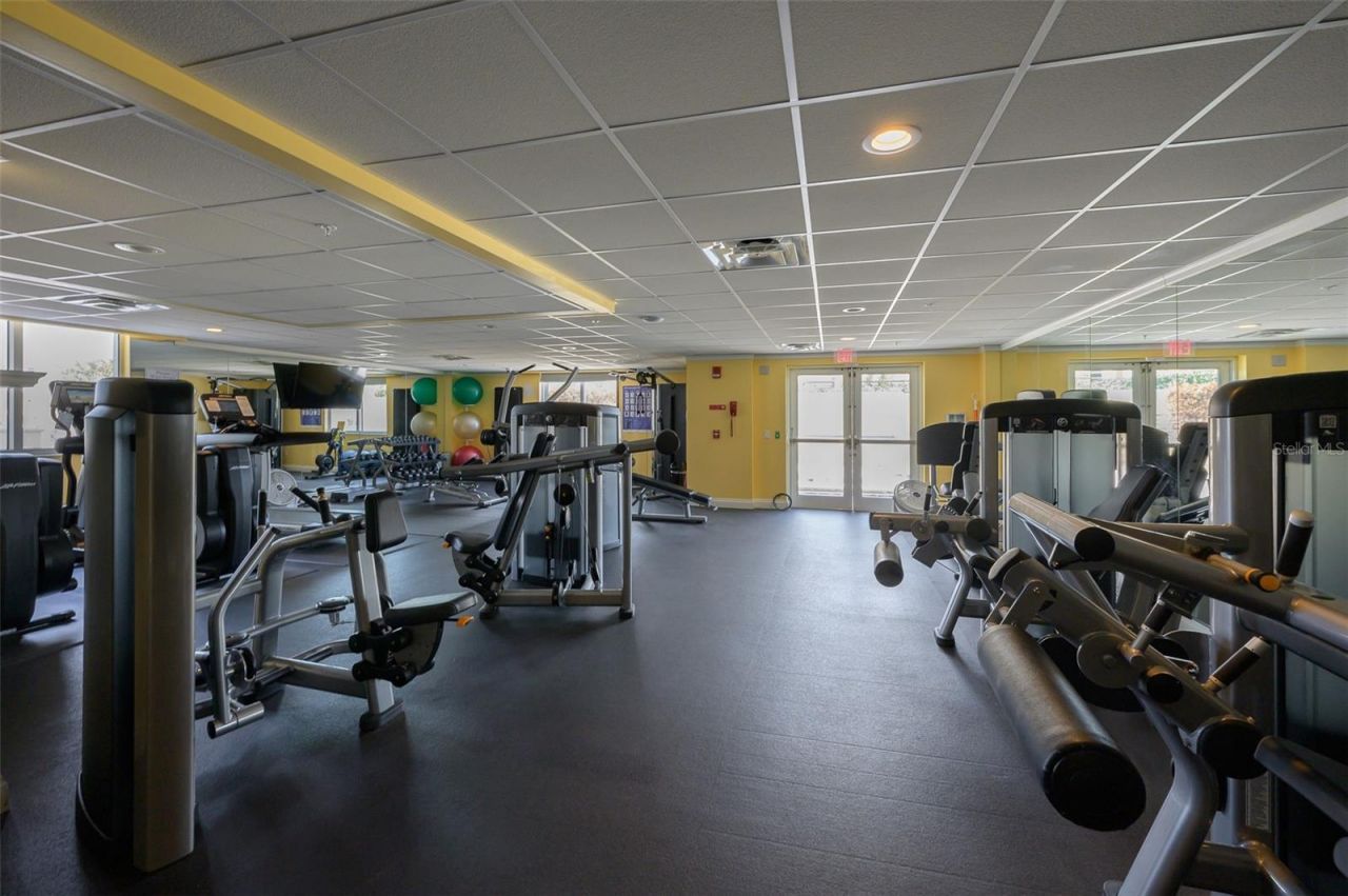 800 N Tamiami Trail, Unit 815, Sarasota, FL 34236 Photo