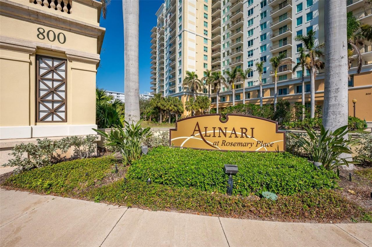 800 N Tamiami Trail, Unit 815, Sarasota, FL 34236 Photo