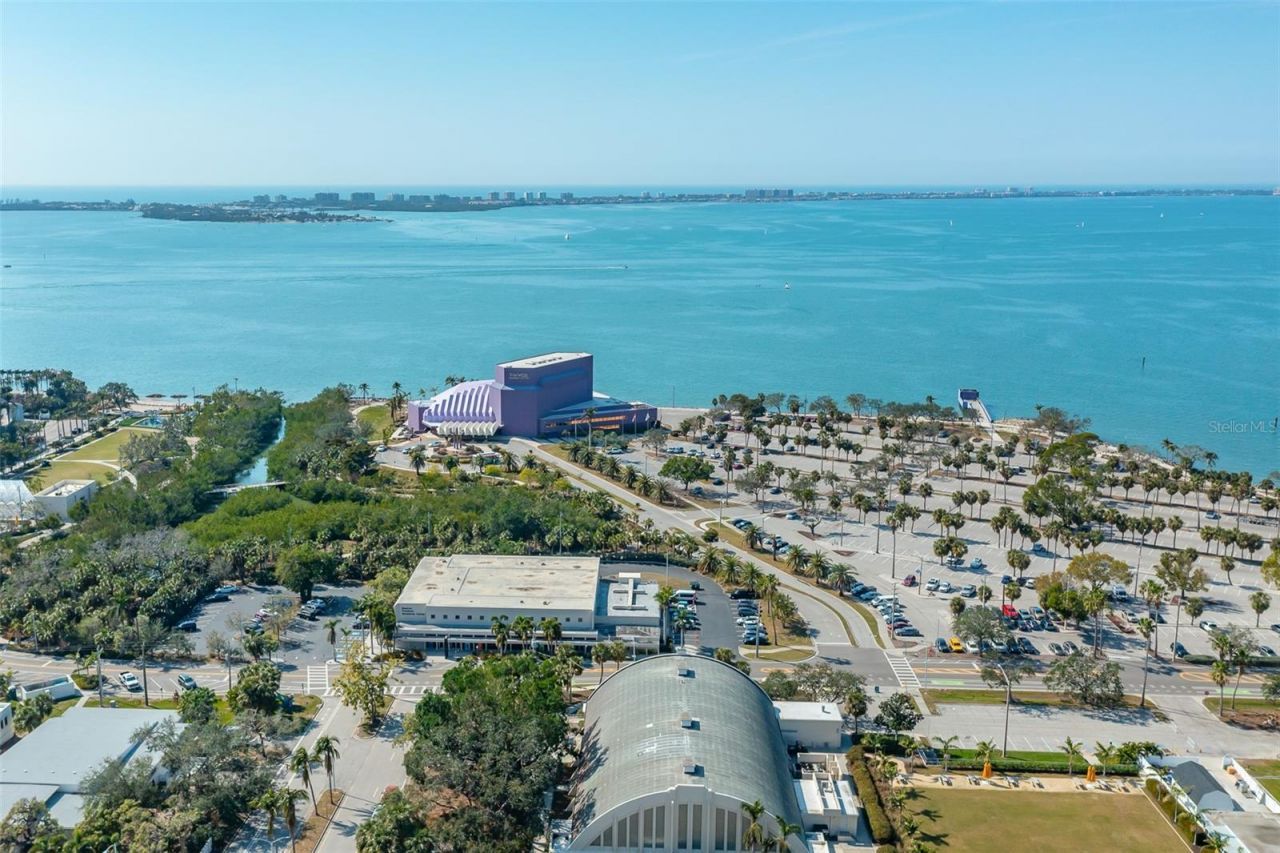 800 N Tamiami Trail, Unit 815, Sarasota, FL 34236 Photo