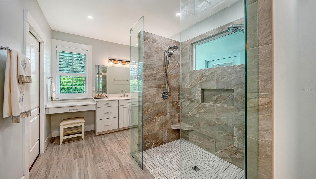 3606 Palonia Court, Sarasota, FL 34239 Photo