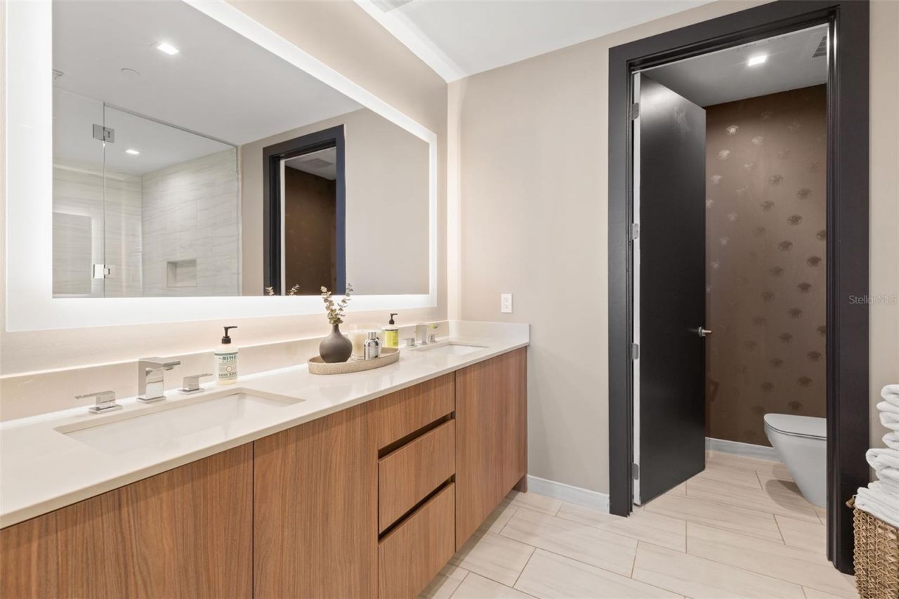 5120 Marina Way, Unit 16002, Tampa, FL 33611 Photo