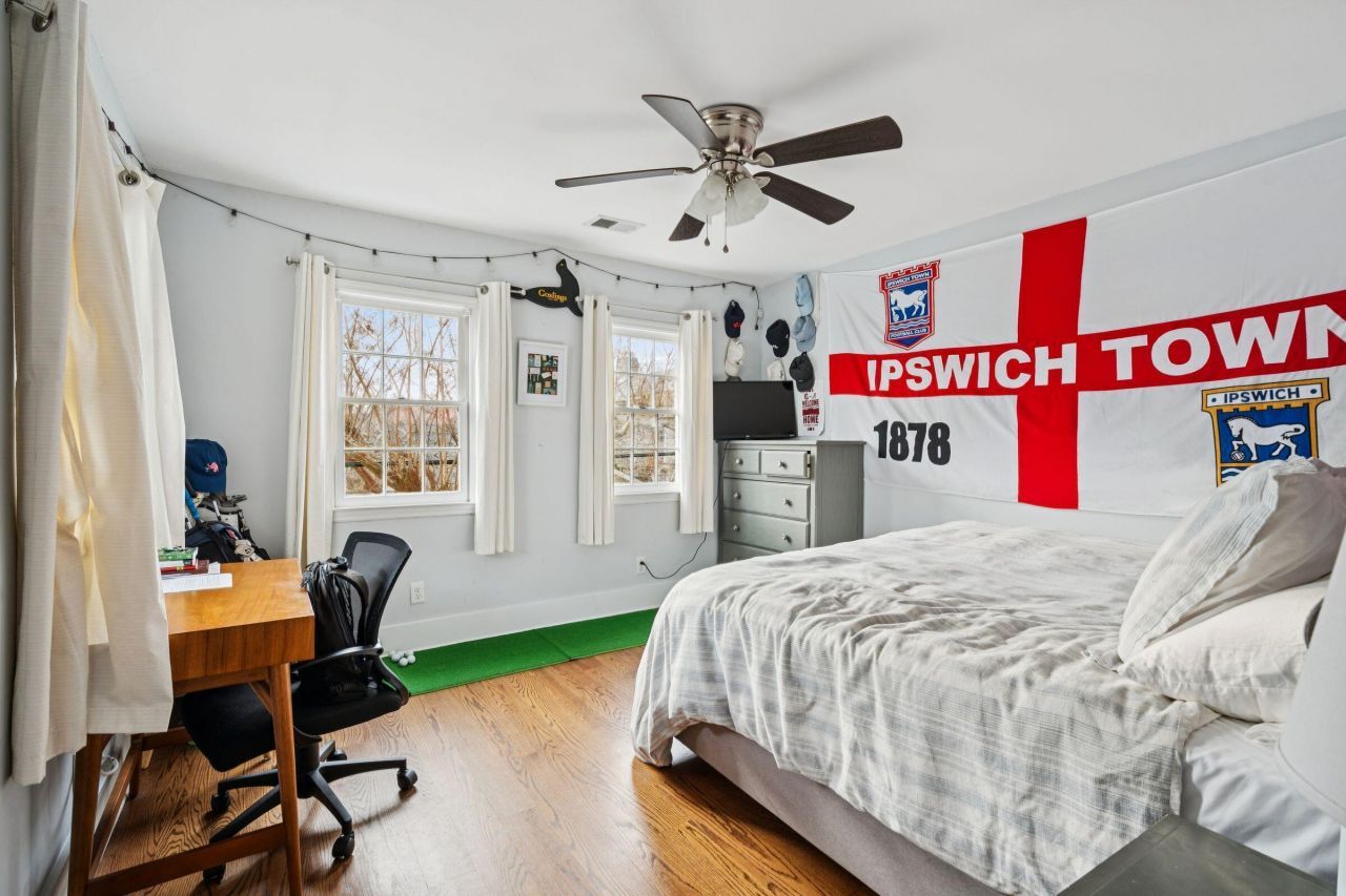 78 America Street Photo 17