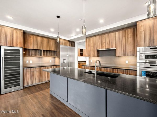 116 S 3RD ST, Unit 605, Coeur d'Alene, ID 83814