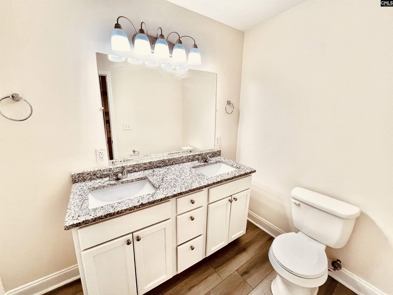 1301 Winterwood Road  Photo 23