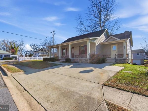 667 HAWK HILL DRIVE, PRINCE FREDERICK, MD 20678