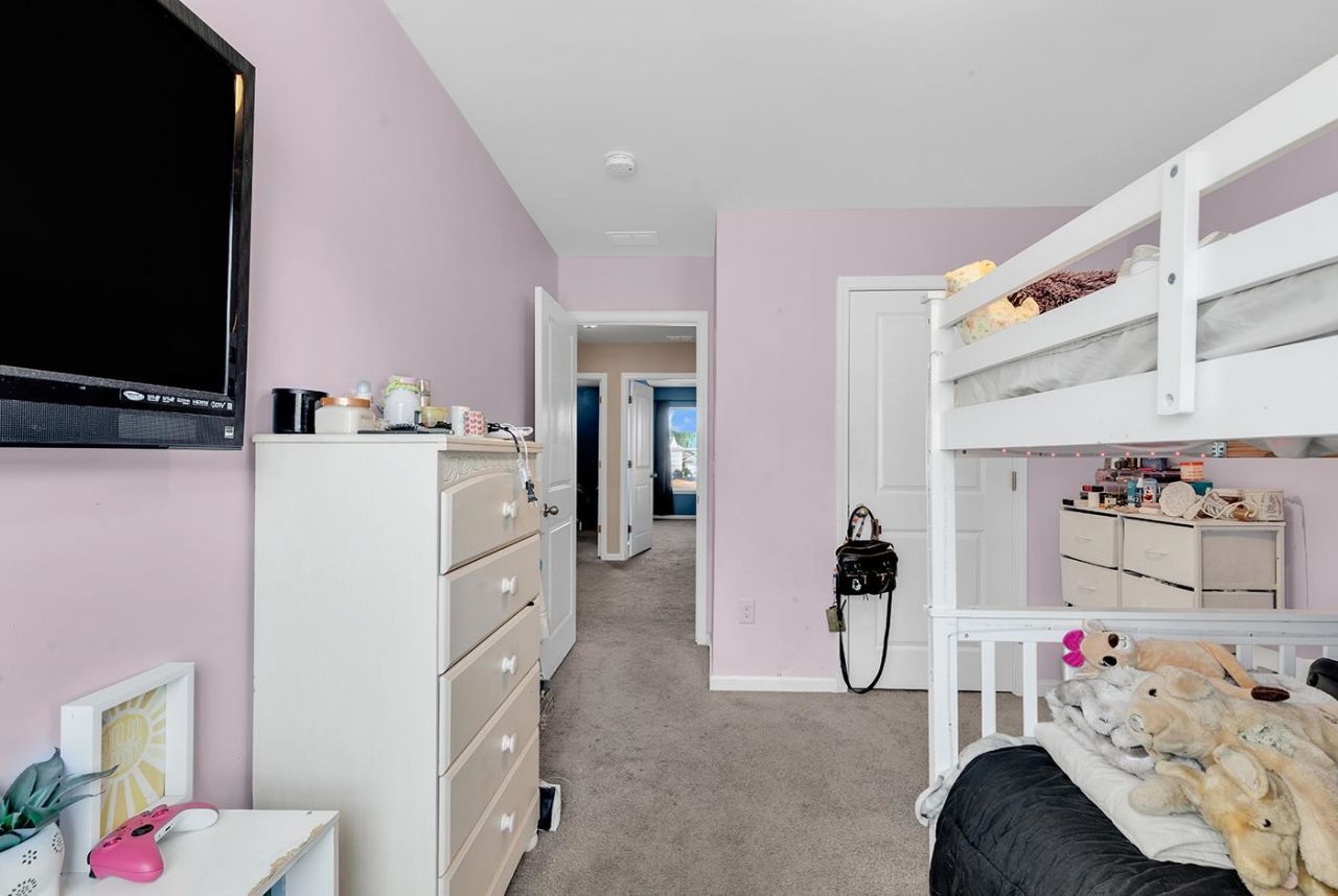 317 Truce St. Photo 17